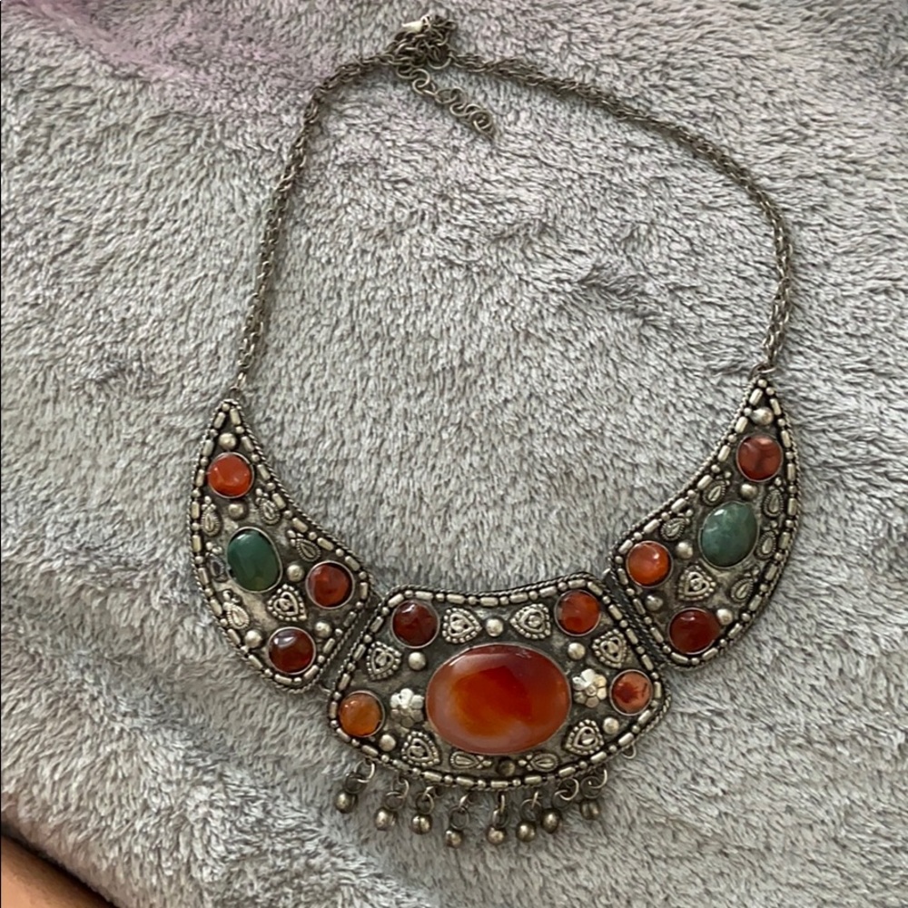 Statement necklace